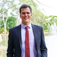 Gustavo L.