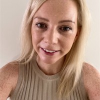Sarah Holt