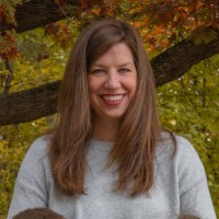 Kristin Mains, Licsw