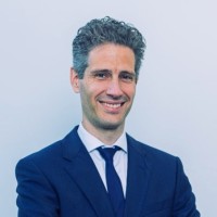 Simon Weiss, Cfa