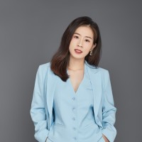 Zoe Zhang