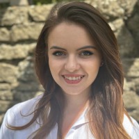 Dóra Merényi