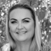 Tracey Curr-McClelland