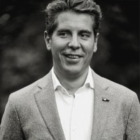 Jeroen R Verduin