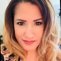 Veronica Arnold