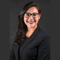 Alejandra Flores