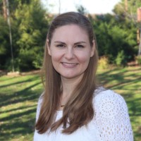 Lisa L. Deruiter