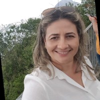 Tiane Fanaia Rezende