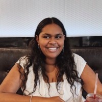 Eylania Naawi