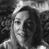 Elaine Mitchell