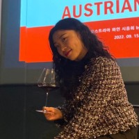 Yuri Julie JUN
