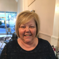Yvette Klooster