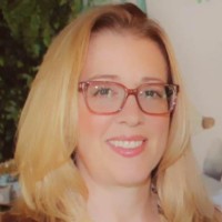 Danielle Capozzi, Cpa