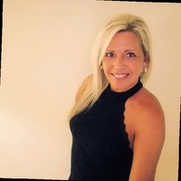 Suzanne Wall, Adm.A.