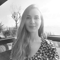 Esra Güneri