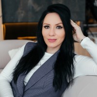 Лана Солнцева