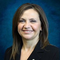 Deena Mullins, Mba