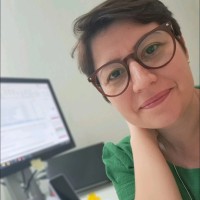 Débora Zocaratto Borges