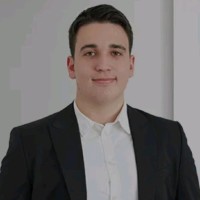 Lukas Büsser