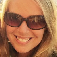 Jennifer Stoops