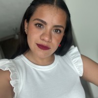 Dayana C.