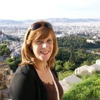 Lynda Barnes