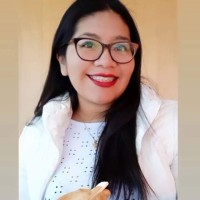 Andrea Flores
