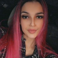 Dayna B.