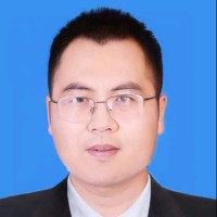 强少辉