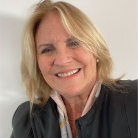 Andrea Huggard-Caine Reti