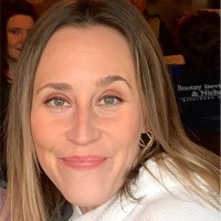 Claire Muster