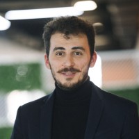 Руслан Андреев