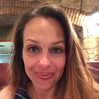 Jennifer Woodard