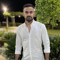 Niv Mizrahi