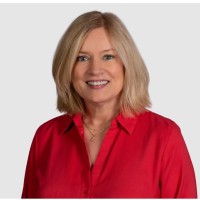 Karen Burch, Cmr