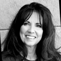 Valerie Eckert
