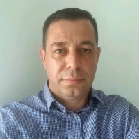 Mauricio Santos Correa