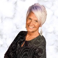 Carrie Adams
