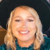 Wendy Hampson