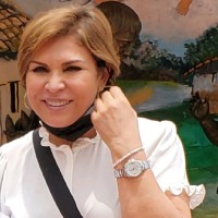 Esthela Rosas