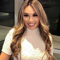 Laura Lệ Chrestenson