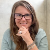 Susan Mcgarvie [Phd]