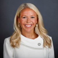 Lynn Cole