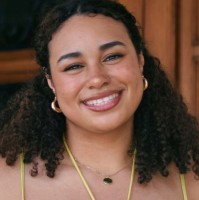 Kenya Sterns