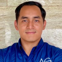 Jhonnatan Peniche Torres