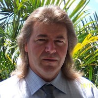 Dennis Henry