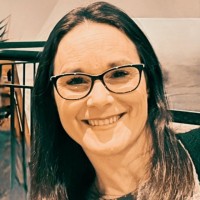 Karen Zalve