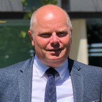 Neil Pearson