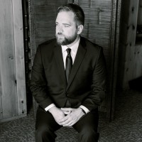 Kyle Dickinson, Mba