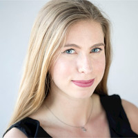 Alexandra Barker